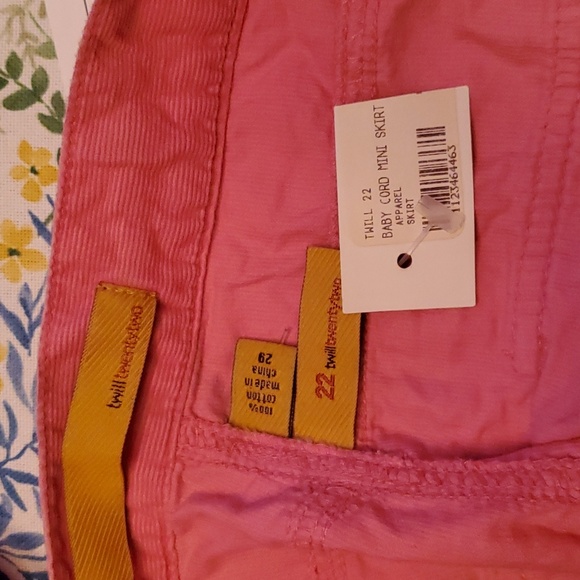 TwillTwentyTwo Cord Pink Mini Skirt BNWT Size 29 - Picture 3 of 14